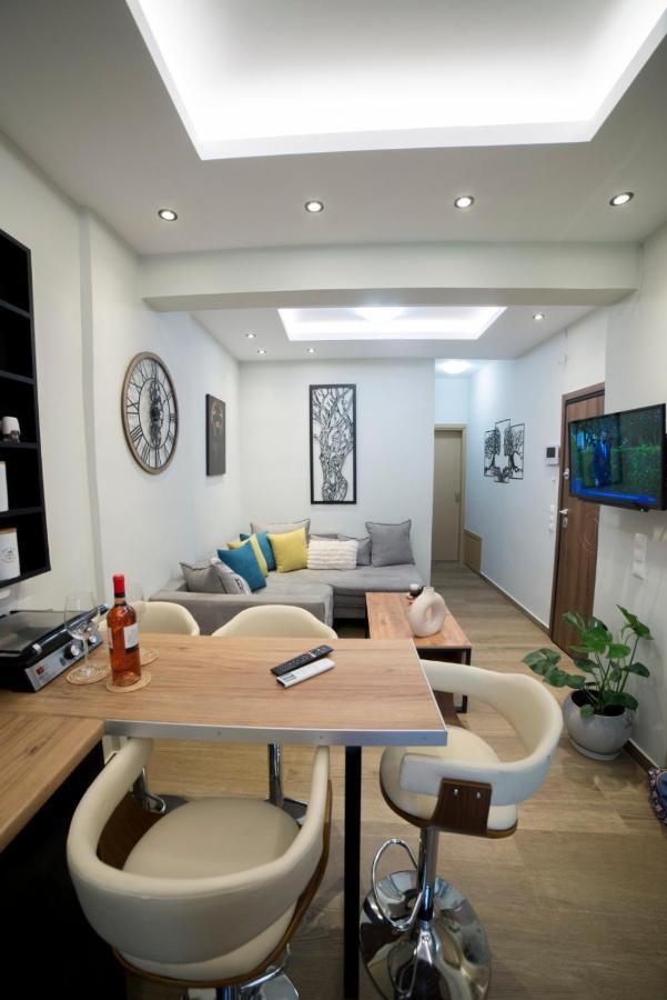 Luxurious Apartment In The Heart Of Town ! Loutráki Exterior foto